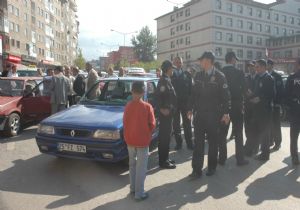 Kavga için sebep üretiyoruz